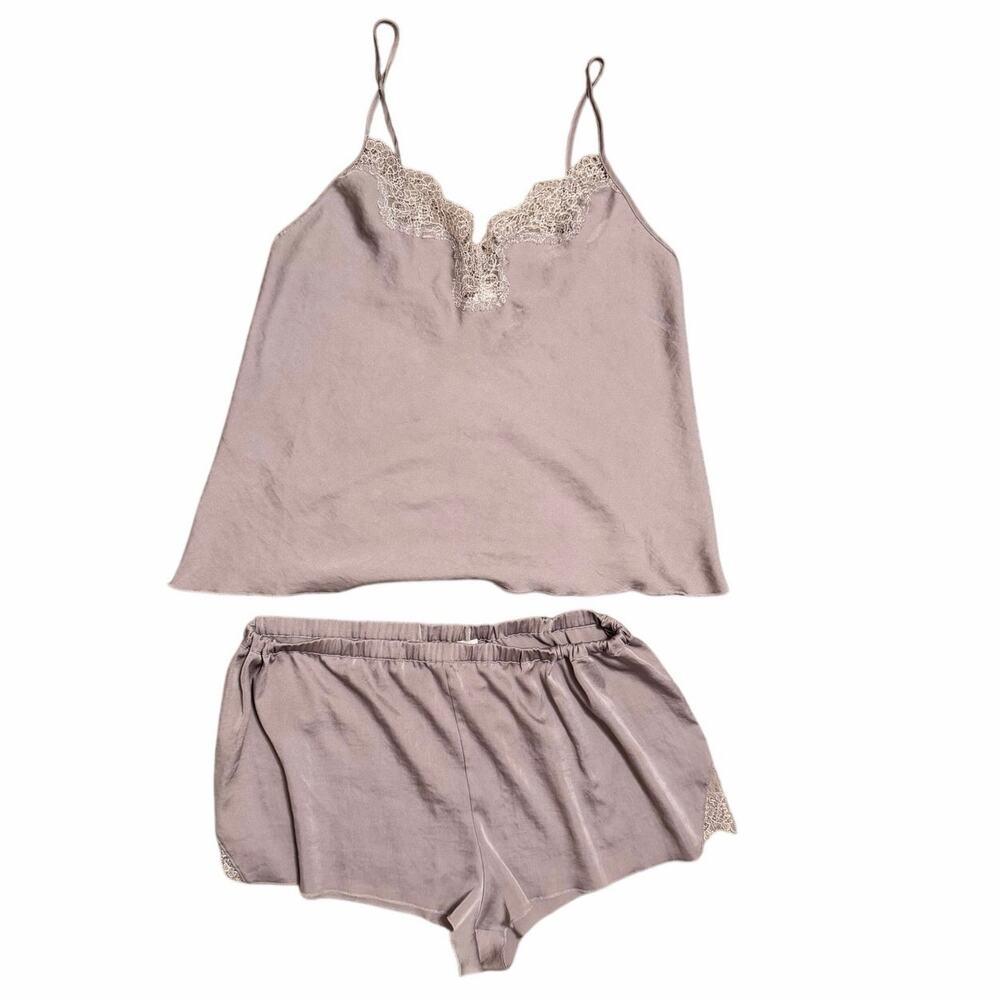 Victoria’s Secret Satin Lace Cami & Shorts Pajama Set – Size Medium